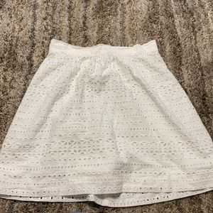 White pattern skirt
